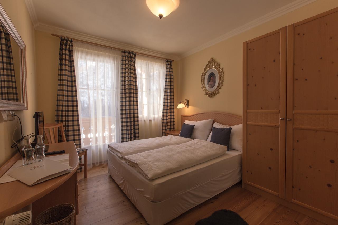 Hotel Kaiservilla Heiligenblut Ruang foto
