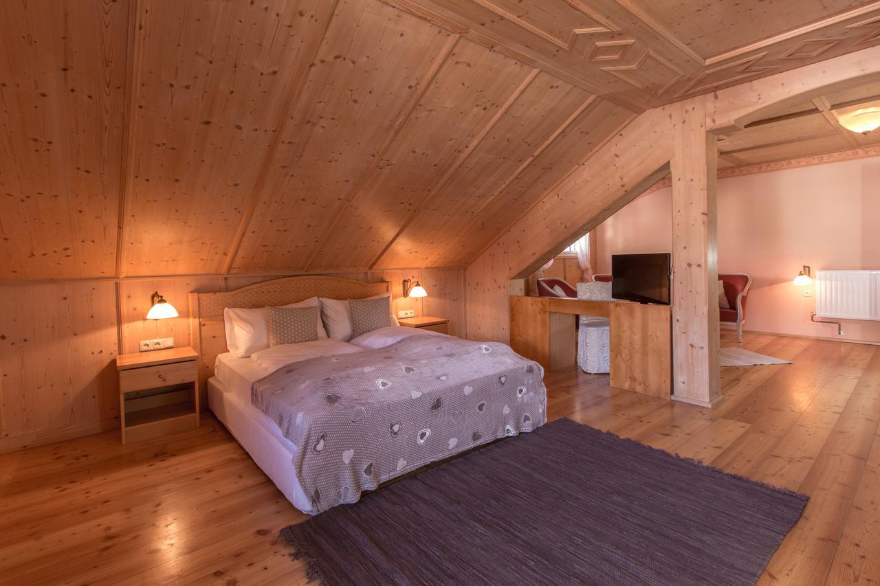 Hotel Kaiservilla Heiligenblut Ruang foto